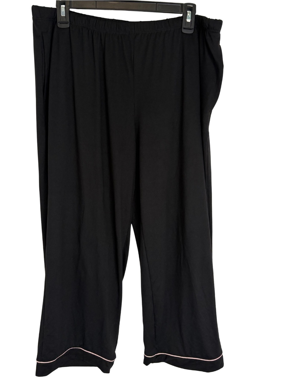 3/$20 Joyspun Women’s Black Cropped Pajama Pants with Contrast Trim